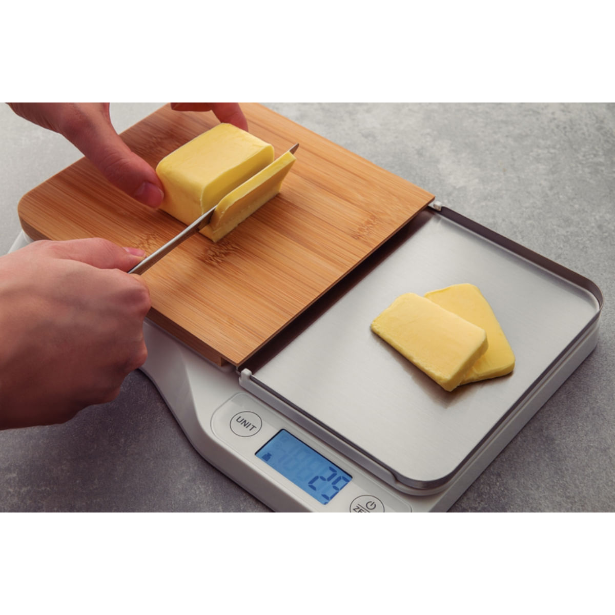 Balança Digital de Alta Precisão para Cozinha Tramontina Adatto com Base em  Aço Inox 61101050 - CASA ATIVA LTDA